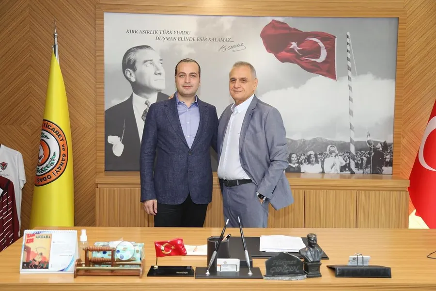 Antakya Ticaret ve Sanayi Odası Başkanı Sayın Hikmet ÇİNÇİN’i makamında ziyaret ettik.